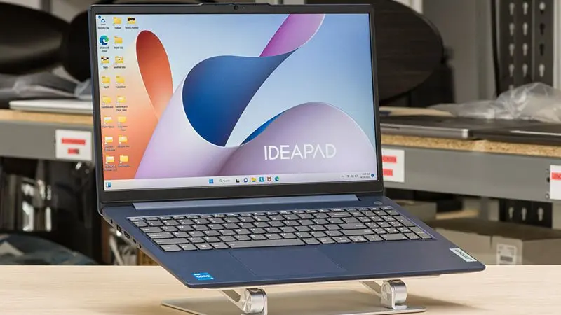 لپ تاپ لنوو IdeaPad Slim 3 15IRU8-XIN