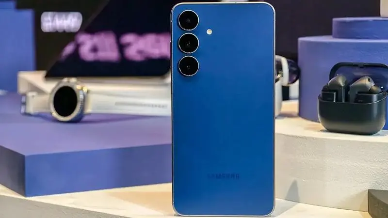 سه دوربین گوشی Samsung گلکسی S25 FE 5G