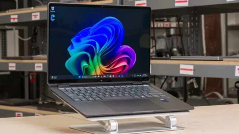 طراحی و کیفیت ساخت لپ تاپ اچ پی OmniBook 5 Flip