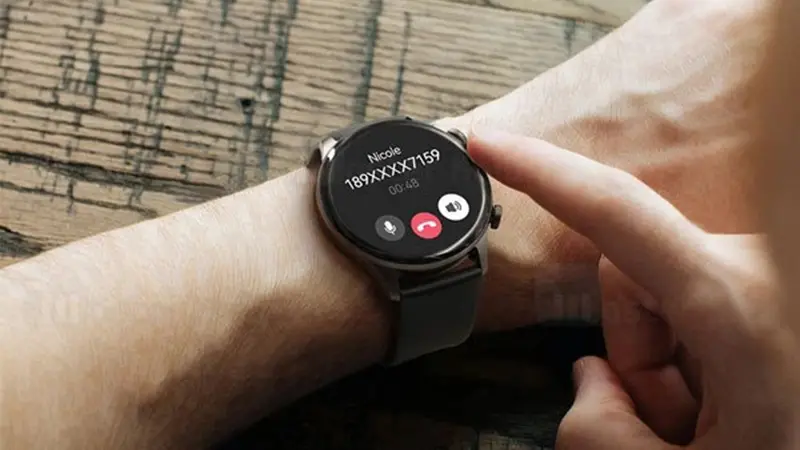 صفحه نمایش ساعت هایلو Solar PLUS RT3