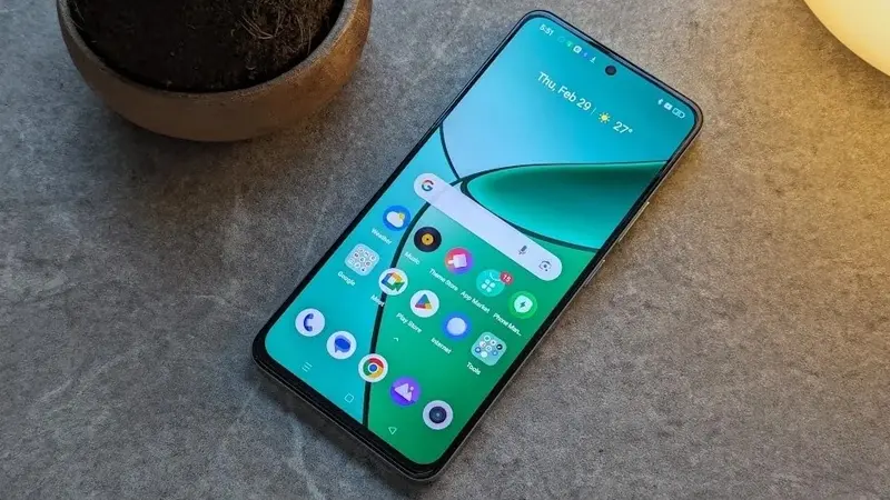 صفحه‌نمایش گوشی Realme 12 Plus