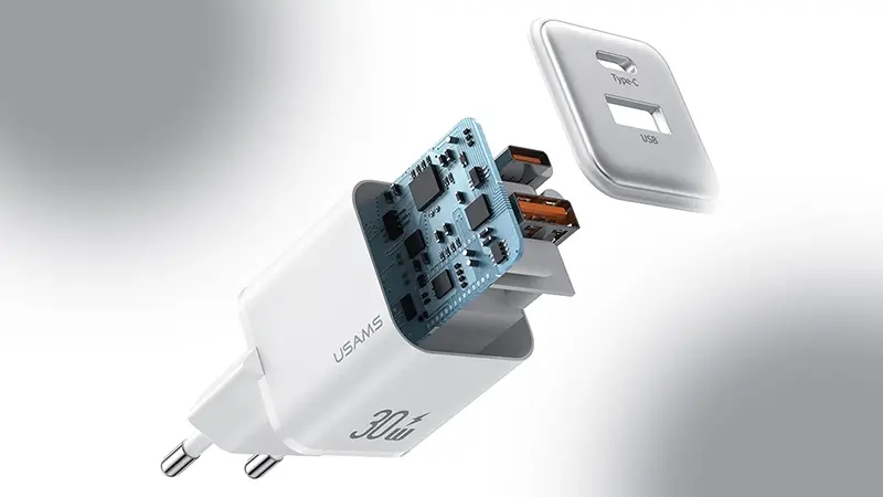 عکس داخل شارژر دیواری US-CC189